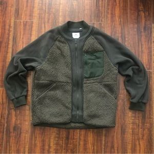 Uniqlo x White Mountaineering fleece